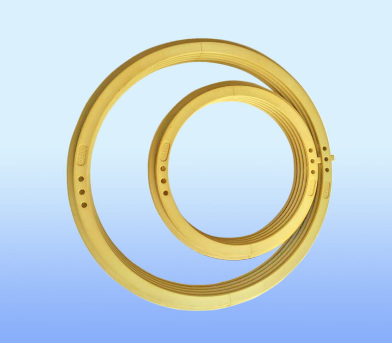 What is the working principle of the bearing oil seal?